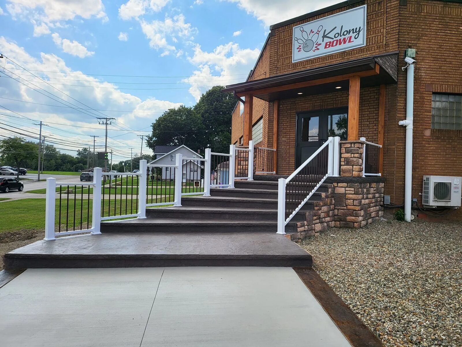 Commercial Entrance & Steps